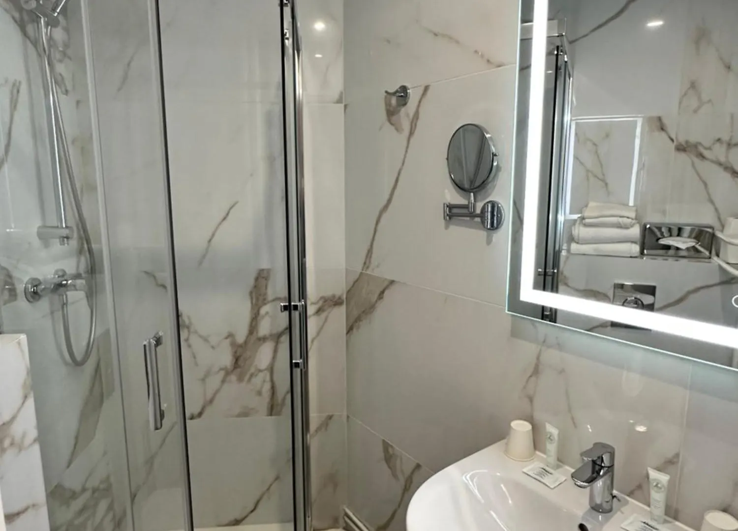 Hotel Riviera Renovated Paris 3*,
