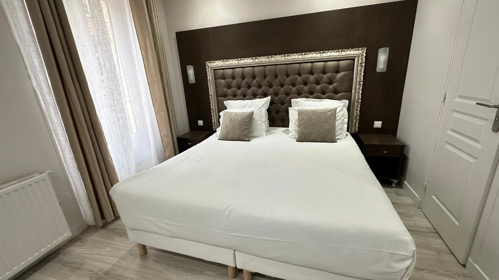 Hotel Riviera Renovated Paris