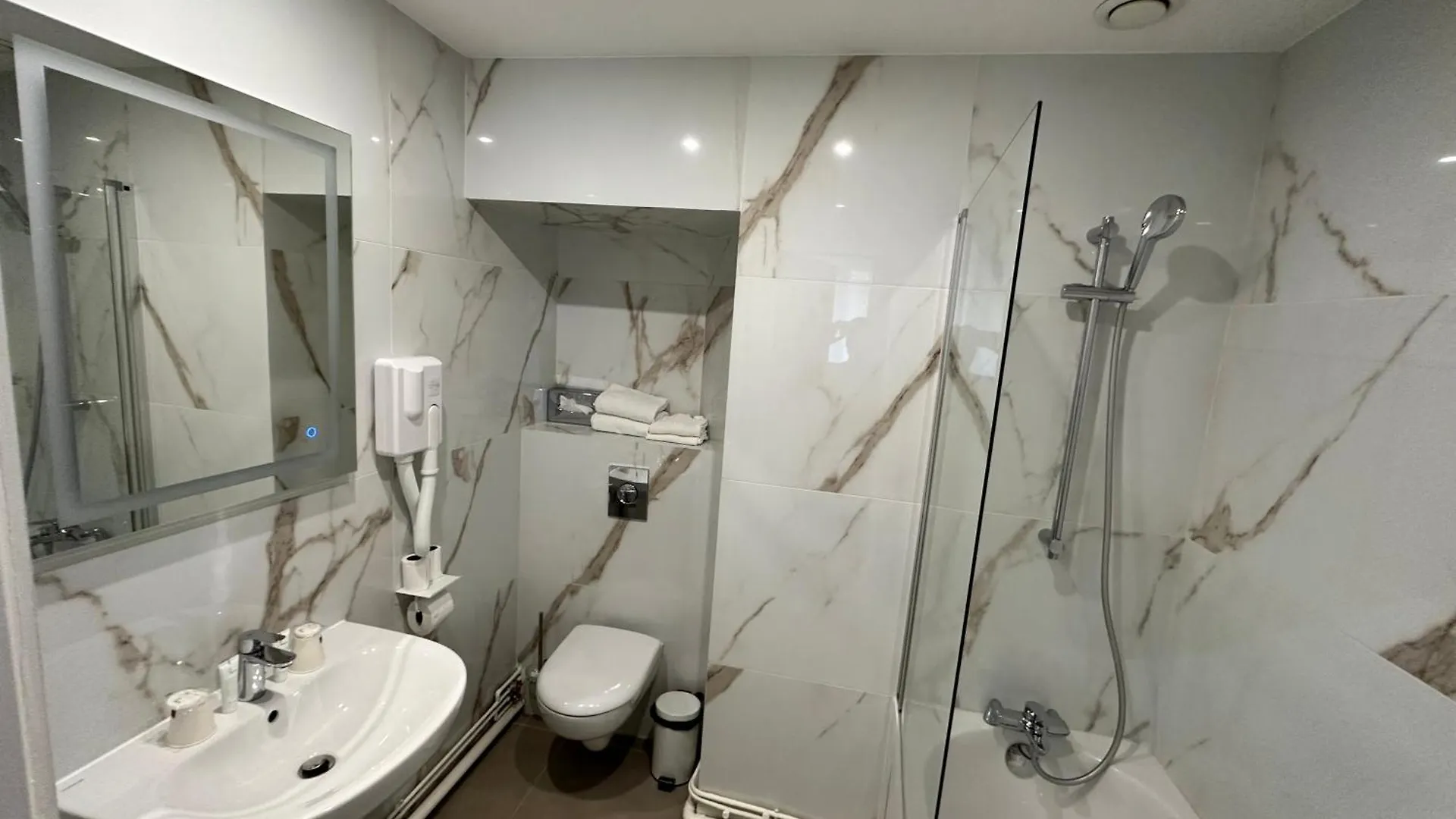 Hotel Riviera Renovated Paris